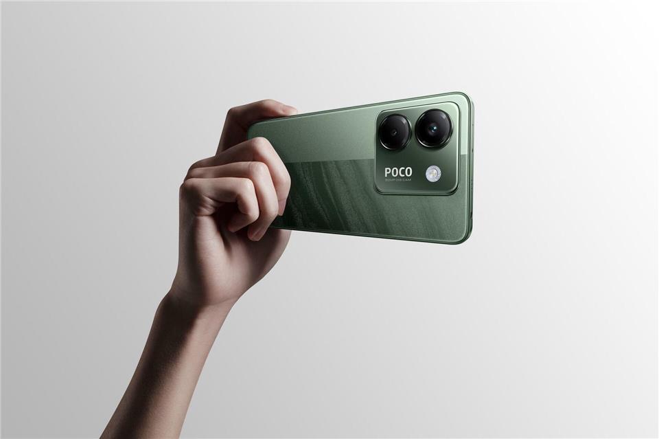 Das Xiaomi Poco M7 hochzuhalten, fällt nicht allzu schwer: Trotz seines recht großen 5.110-mAh-Akkus wiegt das M7 Pro nur 190 Gramm.Xiaomi/dpa-tmn