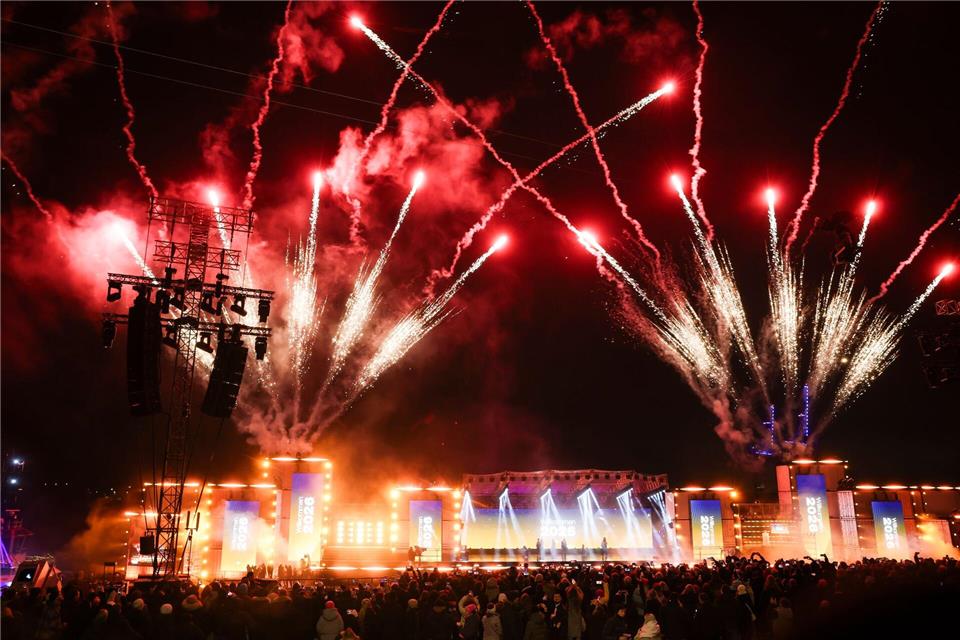 Das ZDF übertrug die Silvestershow diesmal aus Hamburg. Christian Charisius/dpa