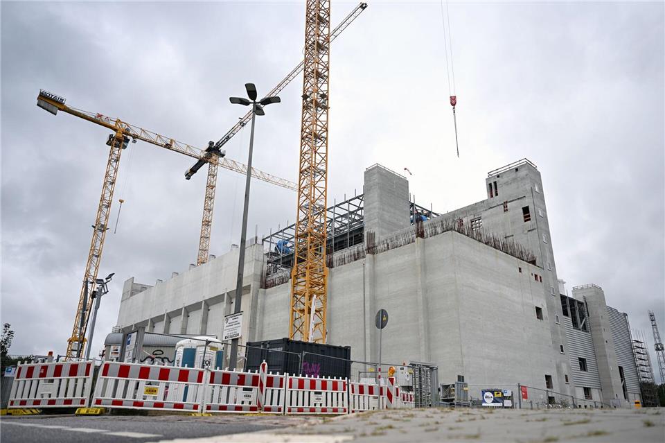 Das Zentrum für Ressourcen und Energie (ZRE), so nennt die Stadtreinigung die Müllverbrennungsanlage, wird seit April 2023 gebaut. Lilli Förter/dpa