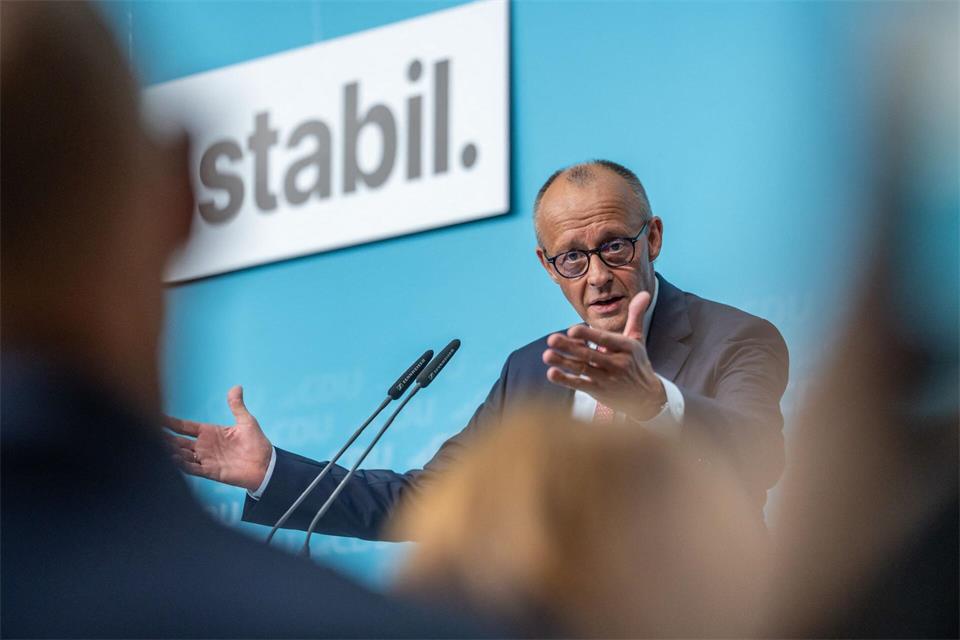Das Ziel des Kanzlers für die Zeit nach den Wahlen ist: Stabilität in der CDU.Michael Kappeler/dpa
