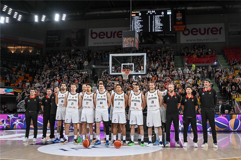 Das deutsche Team mit einigen Veränderungen.Harry Langer/dpa