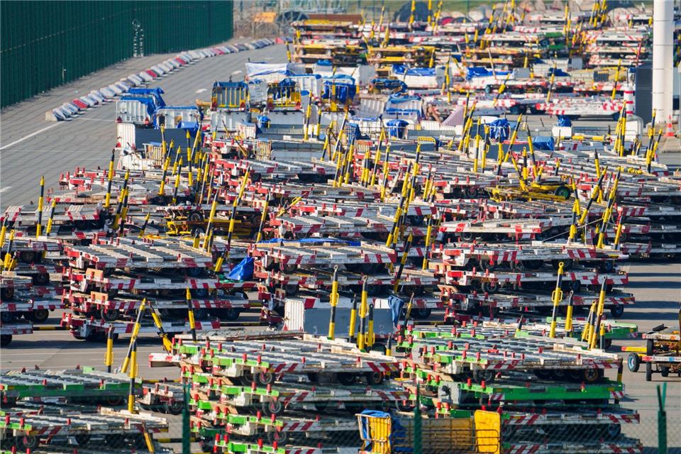 Das dritte Terminal soll vom ersten Tag an funktionieren. (Archivbild)Andreas Arnold/dpa