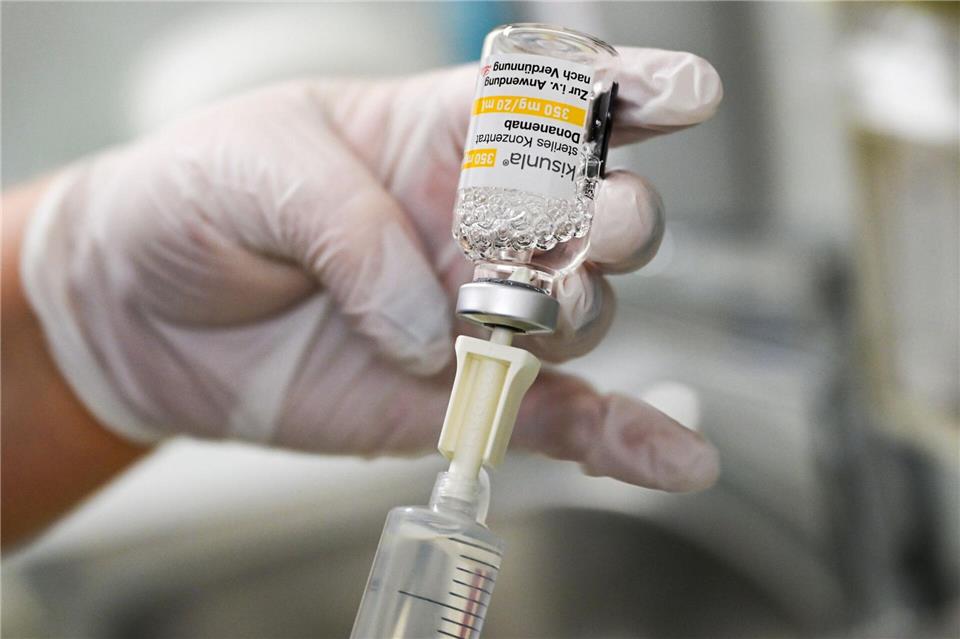 Das entscheidende Expertengremium sieht auch beim Alzheimer-Mittel Donanemab keinen zusätzlichen Nutzen gegenüber bisherigen Behandlungen.Jens Kalaene/dpa