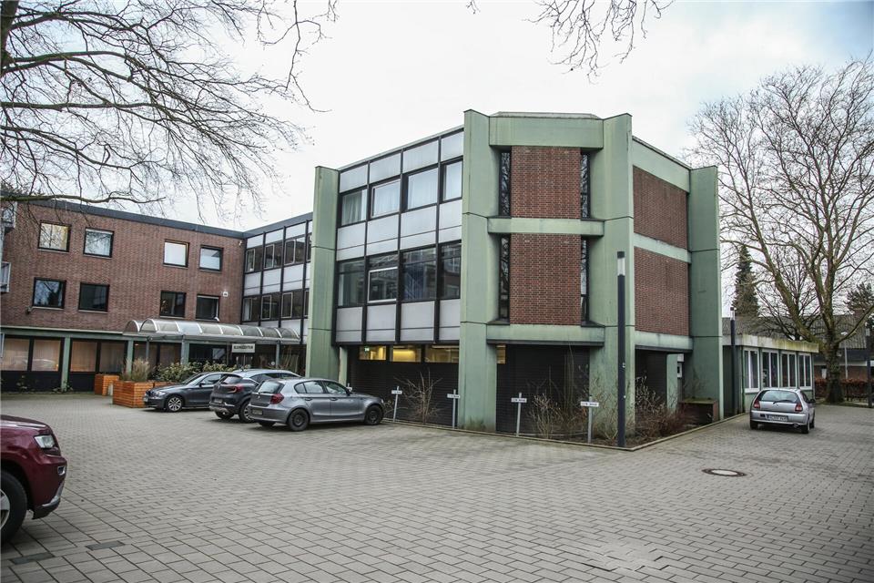 Das fast fünf Jahrzehnte alte Gebäude sei in keinem guten baulichen Zustand, heißt es zur Begründung der Schließungspläne.