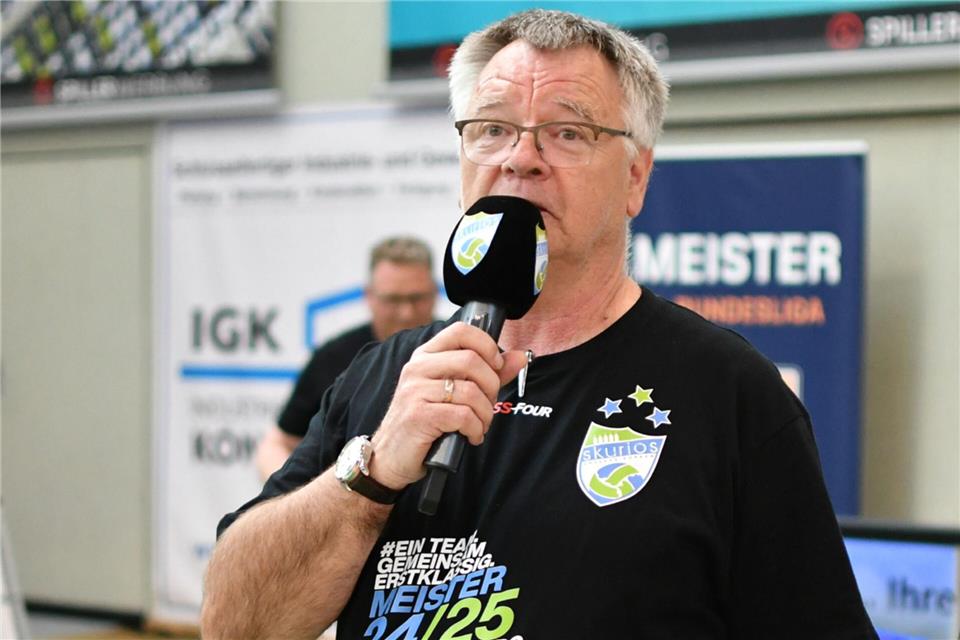 „Das ganze Umfeld, die Trainer, die Halle werden immer dafür sorgen, dass die Mannschaft alles gibt“, sagt Michael Demming – und träumt sogar von der Teilnahme des Bundesliga-Neulings an den Playoffs.