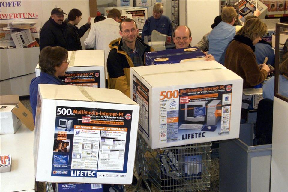 Das gute Preis-Leistungs-Verhältnis der Aldi-PCs lockte viele Kunden an. (Archivbild)picture-alliance / dpa