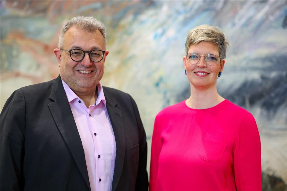 Das neue Führungsduo der Grünen-Fraktion präsentiert sich im nordrhein-westfälischen Landtag.Christoph Reichwein/dpa