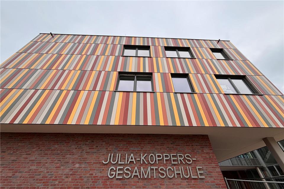 Das neue Oberstufenzentrum der Julia-Koppers-Gesamtschule kostet weniger als ursprünglich kalkuliert.