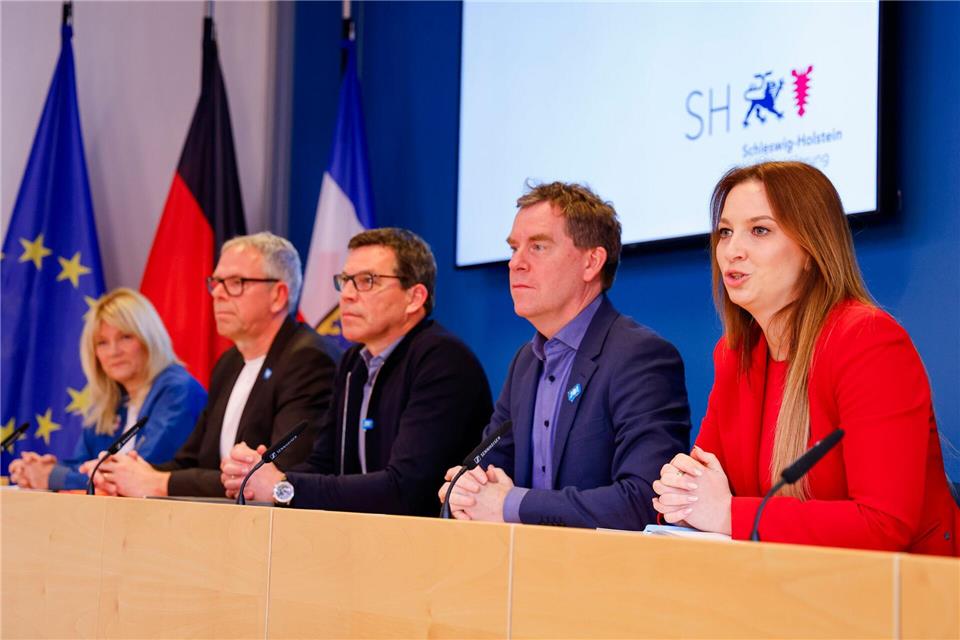 Das olympische Dorf soll laut Magdalena Finke mit Mitteln aus der Wohnraumförderung unterstützt werden.Frank Molter/dpa