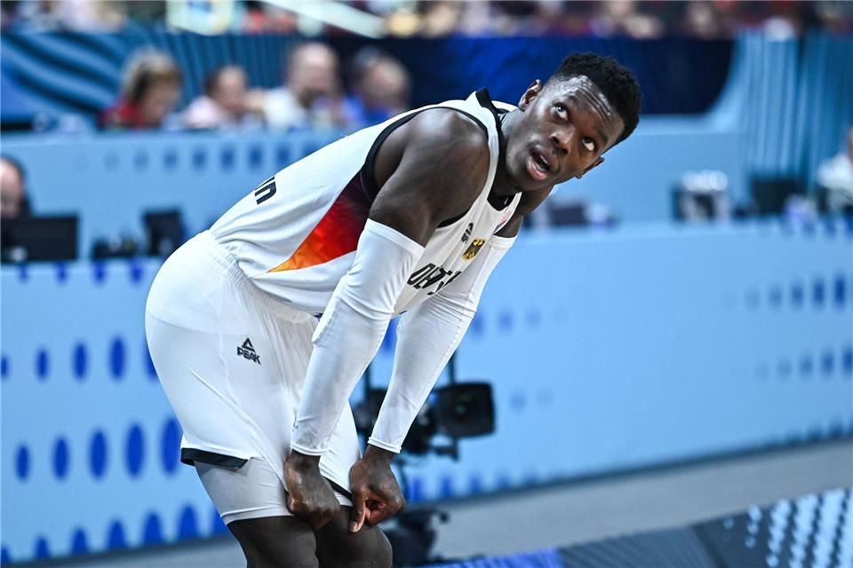 Das war knapp! Erst am Ende setzen sich Dennis Schröder und Co. deutlich gegen Portugal durch.Stefanos Kyriazis/ZUMA Press Wire/dpa