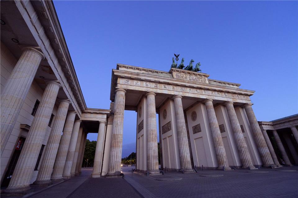 Das zentrale Wahrzeichen von Berlin ist beschmiert worden. (Archivbild)Soeren Stache/dpa