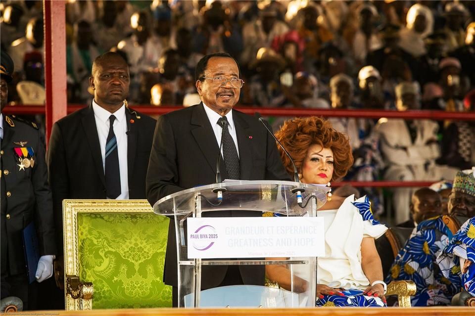 Die Jungen wandern aus, die Alten regieren weiter Dass Paul Biya wieder antritt, sorgte diesmal selbst im Regierungslager für Unruhe. (Archivbild)--/XinHua/dpa