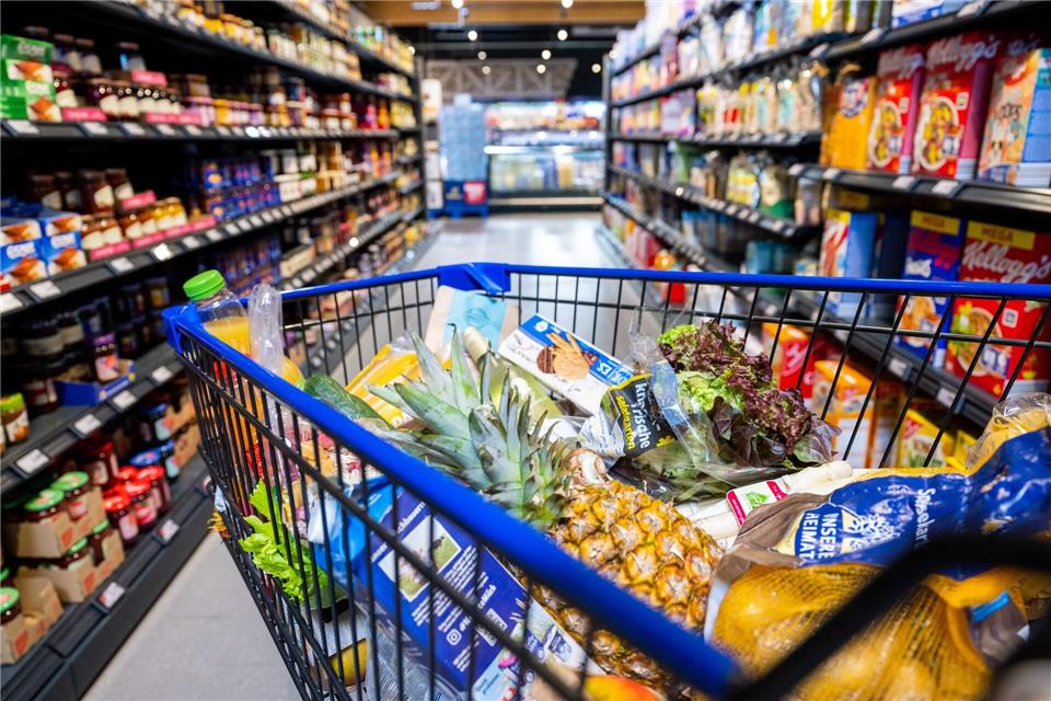 Dass sich die Lebensmittelpreise innerhalb weniger Tage aufgrund der Nahost-Krise plötzlich erhöhen, ist zum jetzigen Zeitpunkt nicht wahrscheinlich.picture alliance / dpa-tmn