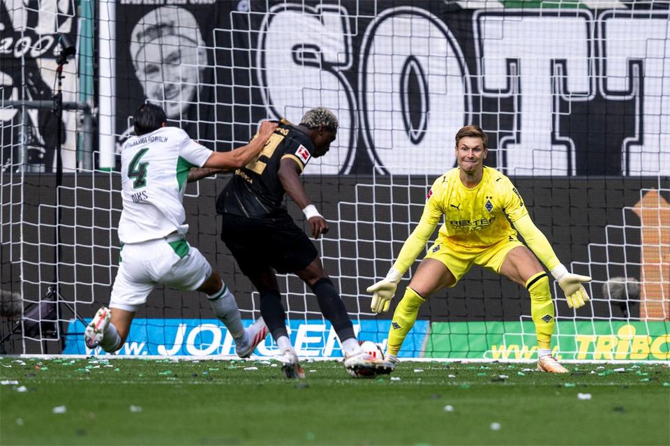 David Mokwa mit dem zwischenzeitlichen Treffer zum 1:1.David Inderlied/dpa