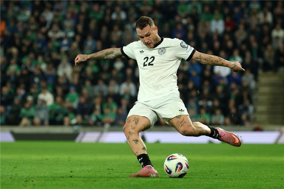 David Raum war auch beim 1:0-Sieg der deutschen Nationalmannschaft in Belfast am Ball.Christian Charisius/dpa