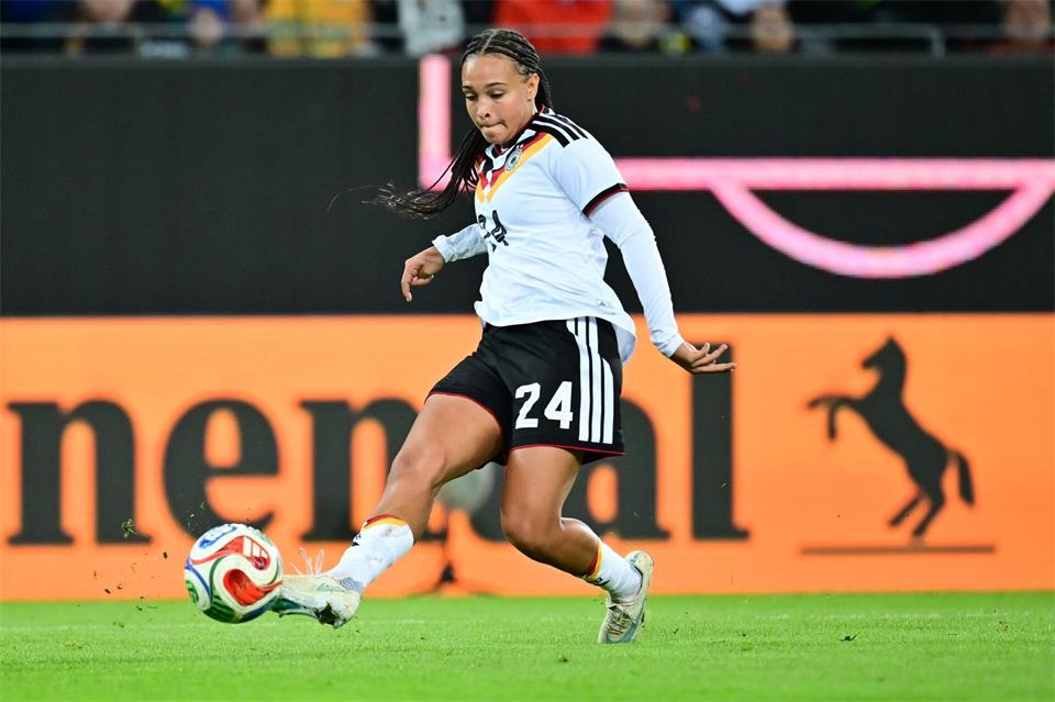 Debüt im DFB-Team gegen Australien: Stürmerin Lisa Baum.Sebastian Christoph Gollnow/dpa