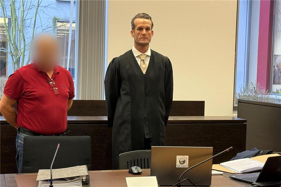 Dem 51 Jahre alten Angeklagten wird heimtückischer Mord vorgeworfen.Andrea Löbbecke/dpa