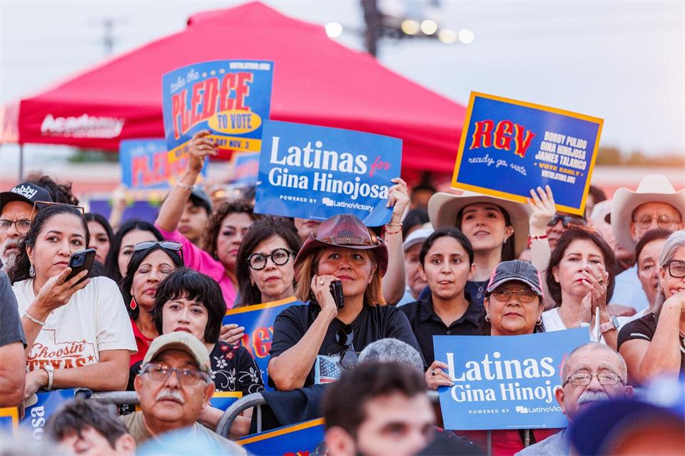 Demokraten und Republikaner ringen um die Stimmen der Latino-Wählerschaft. Michael Gonzalez/AP/dpa