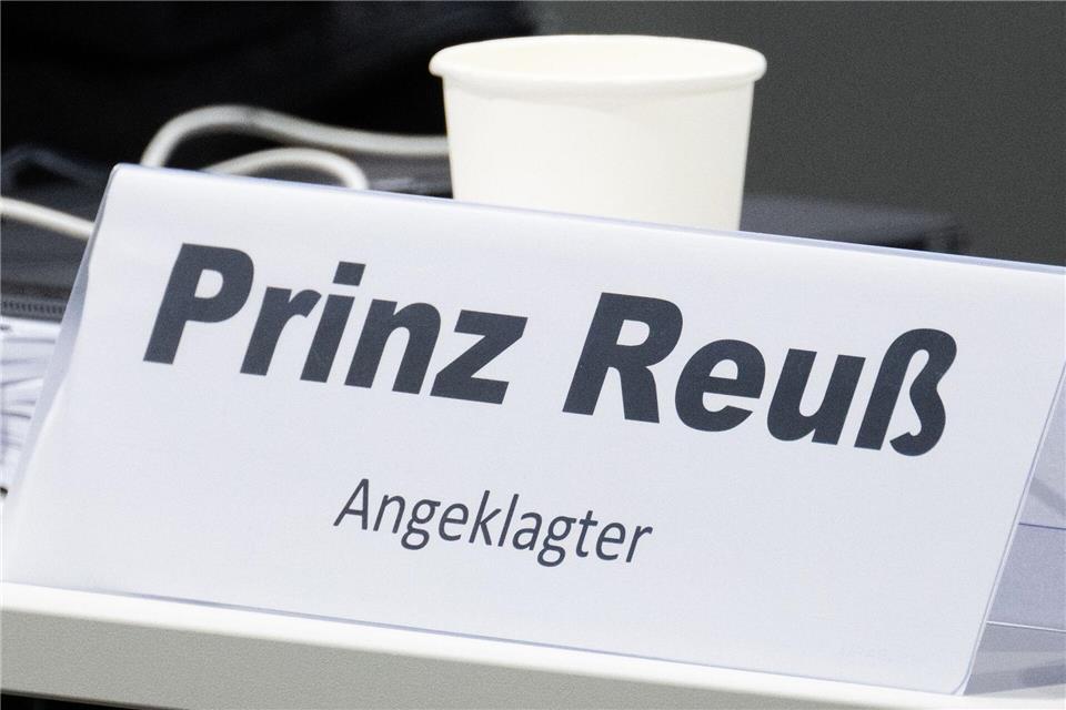 Den Angeklagten wird ein Umsturzversuch vorgeworfen. (Archivbild)Boris Roessler/dpa-Pool/dpa
