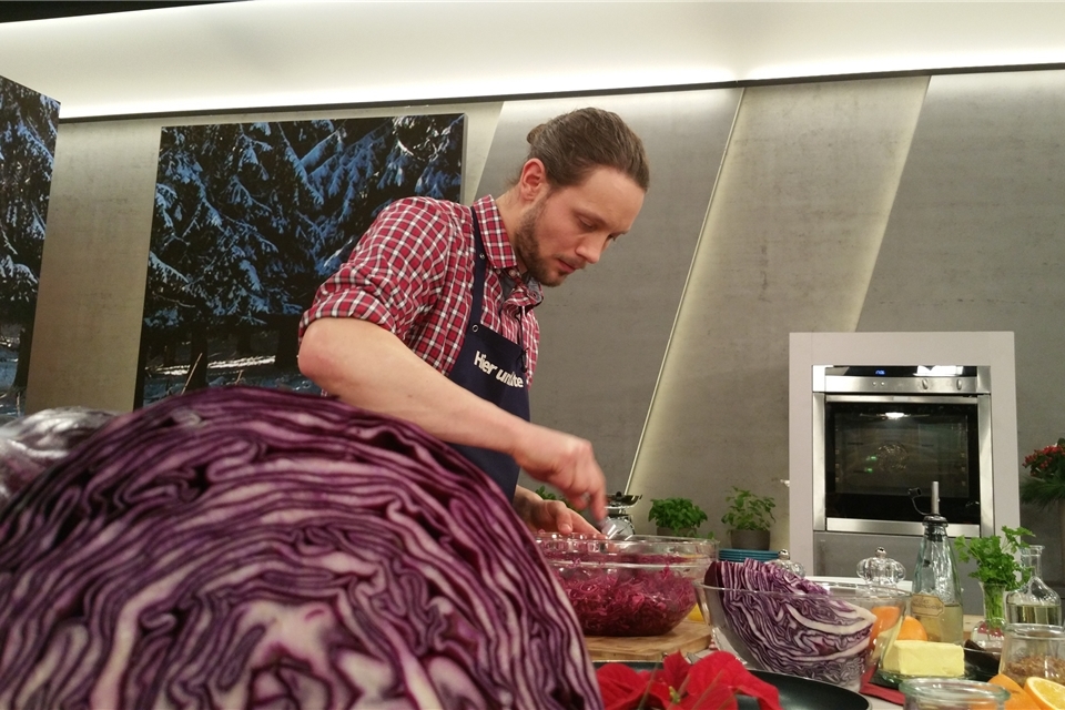 Den Rotkohl aus Klein Reken verarbeitete Lars Middendorf in der jüngsten Sendung im Dezember.
