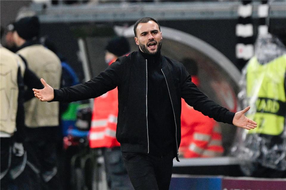 Dennis Schmitt hofft mit Eintracht endlich auf einen Sieg.Uwe Anspach/dpa