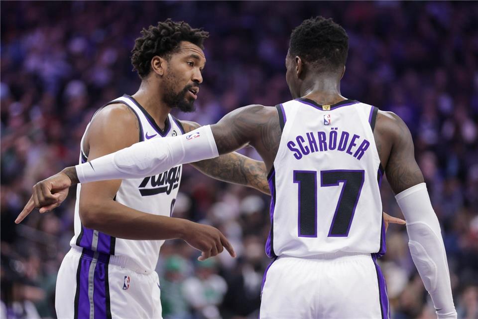 Dennis Schröder hat mit Sacramento die nächste Niederlage in der NBA einstecken müssen. (Archivbild)Scott Marshall/AP/dpa