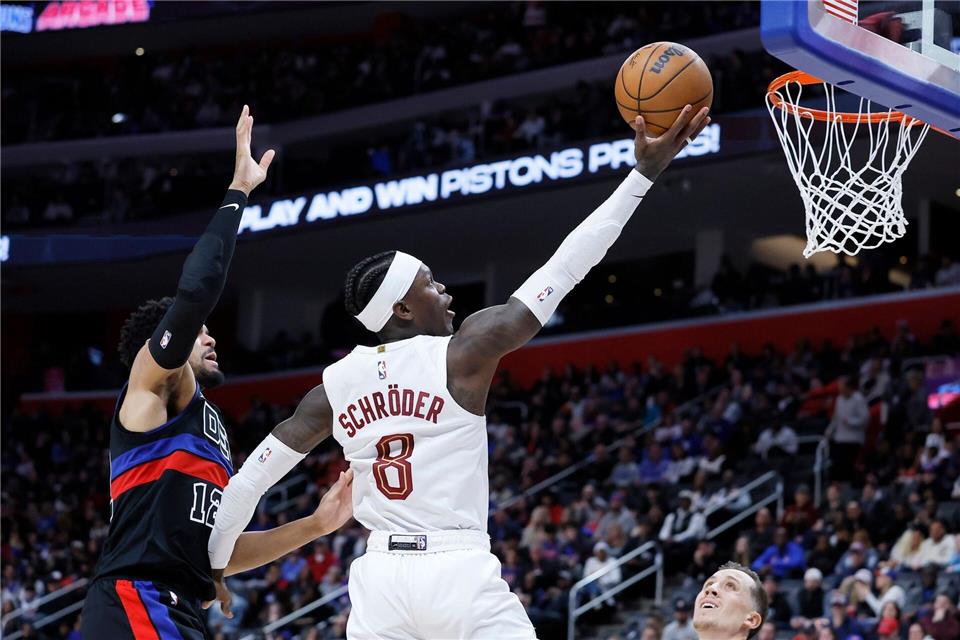 Dennis Schröder hatte gegen sein ehemaliges Team Detroit nicht seinen besten Tag.Duane Burleson/AP/dpa