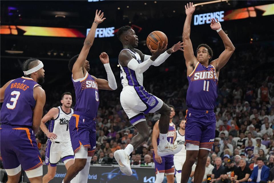 Wagner führt Magic-Basketballer zum Auftaktsieg Dennis Schröder zeigte eine ordentliche erste Pflichtvorstellung bei den Kings.Rick Scuteri/AP/dpa