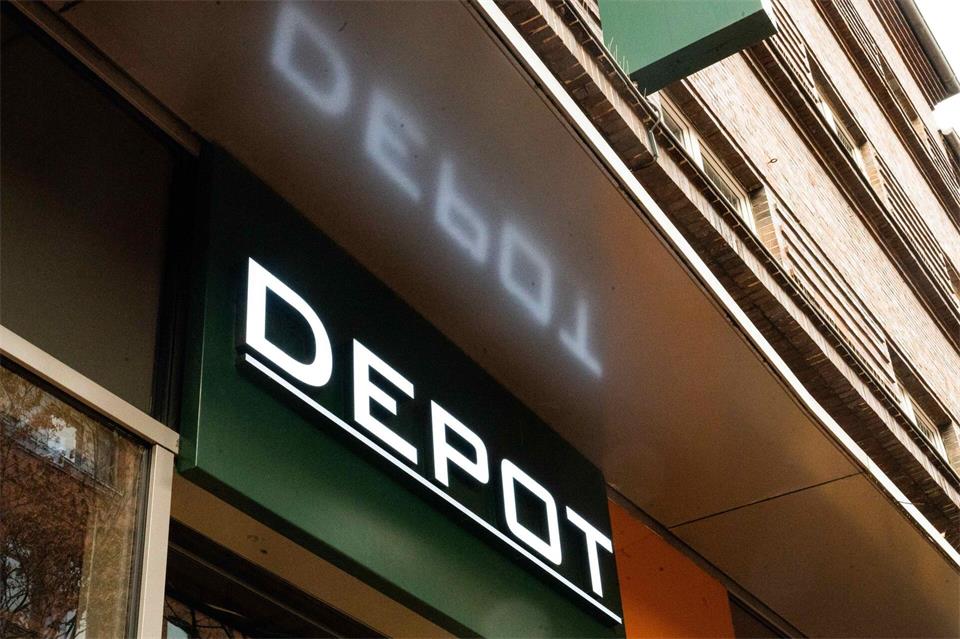 Depot betrieb vor einigen Jahren noch rund 400 Geschäfte.Alicia Windzio/dpa