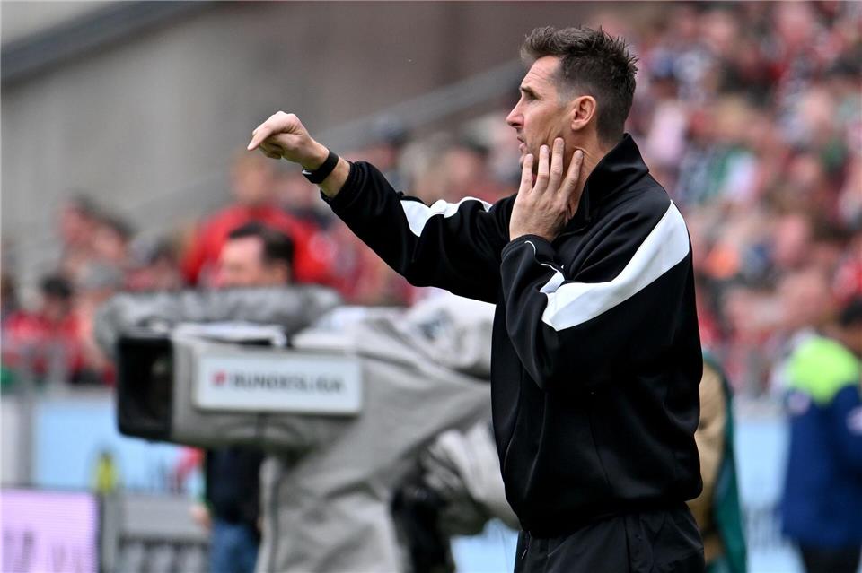 Der 1. FC Nürnberg präsentiert sich gut in Hannover.Swen Pförtner/dpa