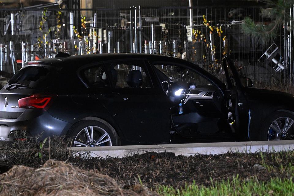 Der 34-Jährige soll direkt auf die Einsatzkräfte zugefahren sein.Felix Hörhager/dpa