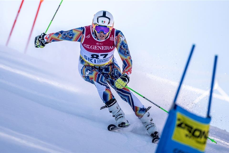 Der 64-jährige Hubertus von Hohenlohe beim Riesenslalom in Courchevel.