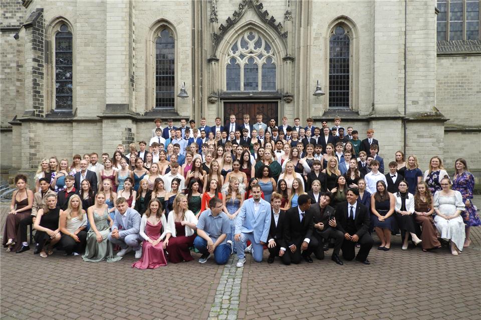 Der Abschlussjahrgang 2026 der Margot-Friedländer-Gesamtschule.