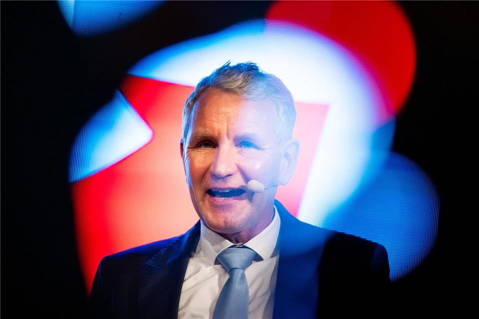 Der AfD-Spitzenpolitiker Björn Höcke polarisiert - in seiner Partei hat er viele Anhänger, für seine Gegner ist er ein hingegen rotes Tuch. (Archivbild)Jacob Schröter/dpa