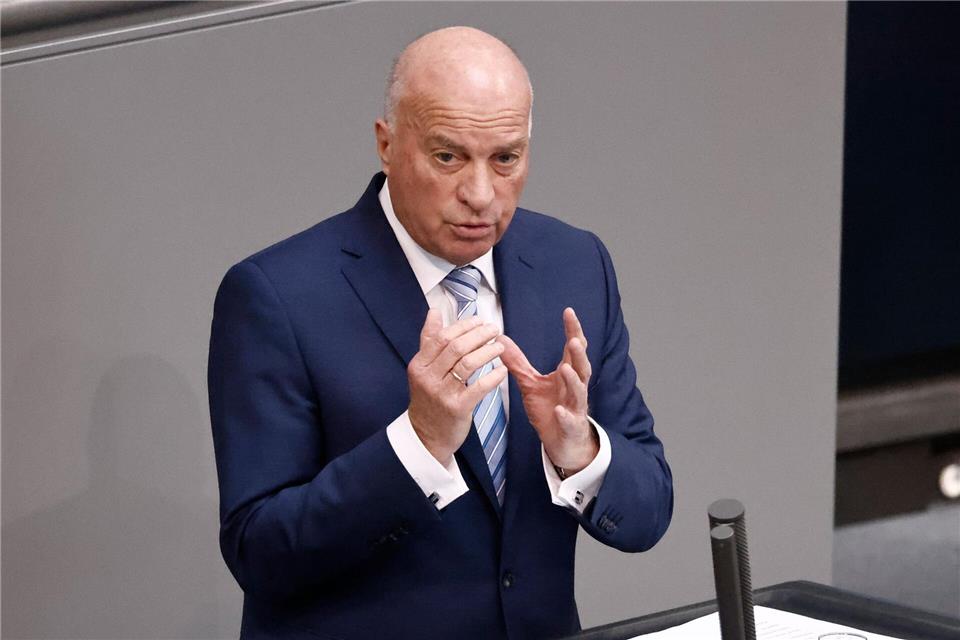 Der AfD-Verteidigungspolitiker und frühere Bundeswehroffizier Rüdiger Lucassen war schon mehrfach Gast bei der Münchner Sicherheitskonferenz (Archivbild)Carsten Koall/dpa