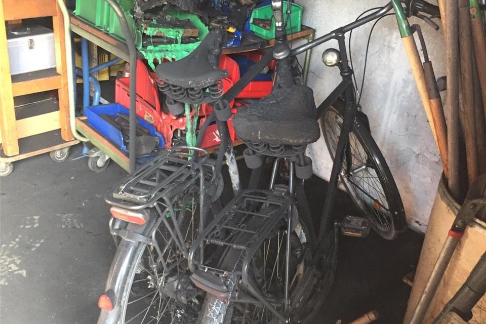 Der Akku eines E-Bikes hat das Feuer vermutlich verursacht.