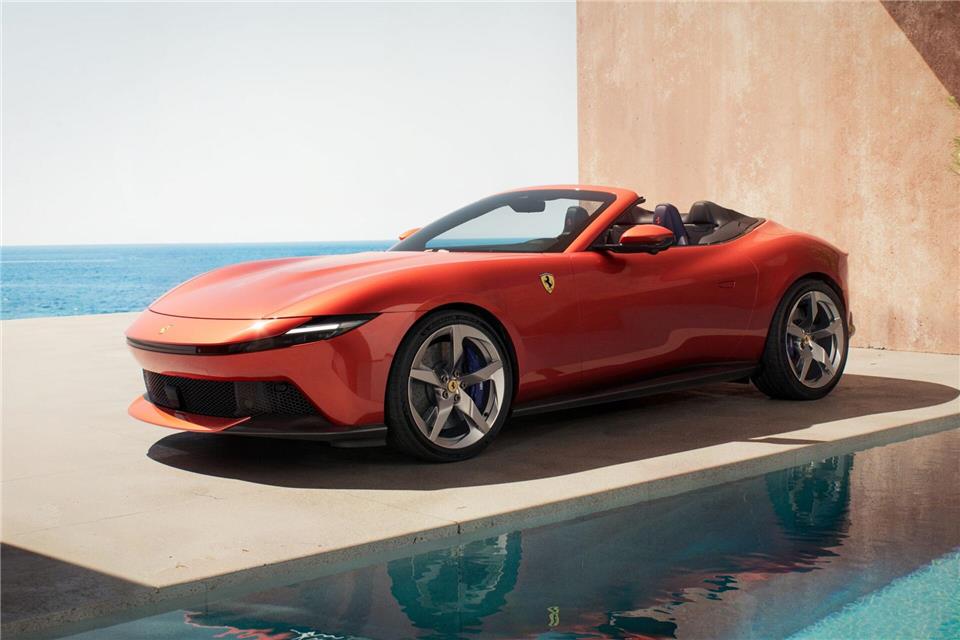 Der Amalfi Spider von Ferrari sprintet in 3,3 Sekunden von 0 auf 100 km/h.Ferrari/dpa-tmn