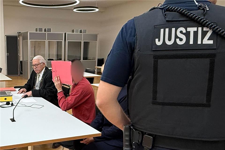 Der Angeklagte hatte die Taten im Prozess eingeräumt. (Archiv)Martin Oversohl/dpa