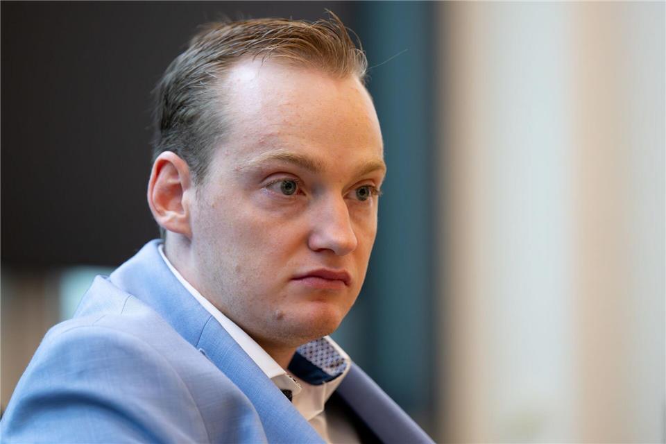 Der Angeklagte muss nach der Entscheidung des Gerichts für die bisherige Haft entschädigt werden. (Archivbild)Sven Hoppe/dpa