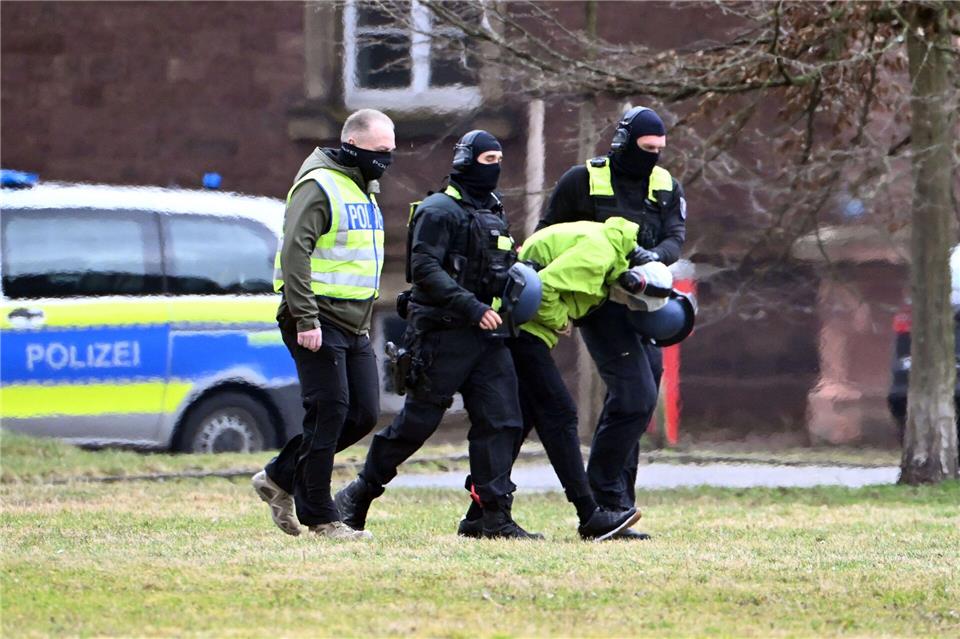 Der Angeklagte war 2023 als unbegleiteter, minderjähriger Flüchtling nach Deutschland gekommen und wohnte in Leipzig. (Archivbild)Uli Deck/dpa