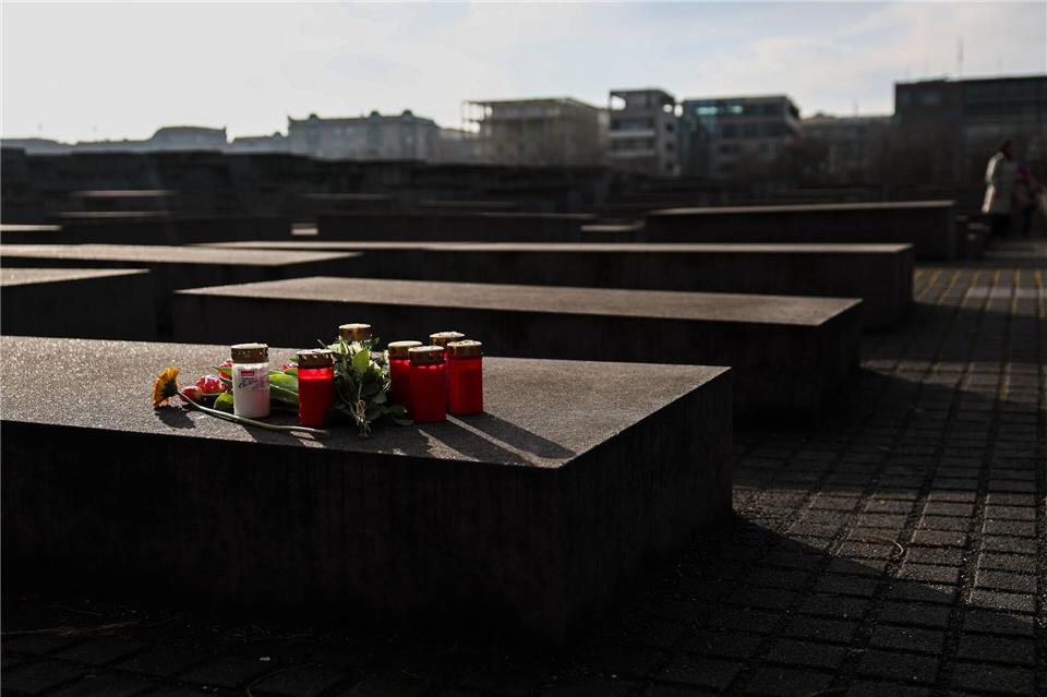 Der Angriff geschah am Holocaust-Denkmal in Berlin. (Archivbild)Hannes P. Albert/dpa