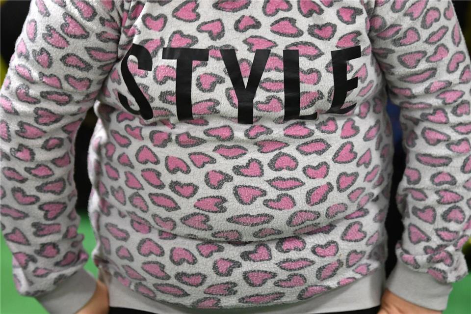 Der Anteil krankhaft übergewichtiger Vorschulkinder in Sachsen-Anhalt hat sich wieder an das Vor-Corona-Niveau angenähert (Symbolbild)Ralf Hirschberger/dpa