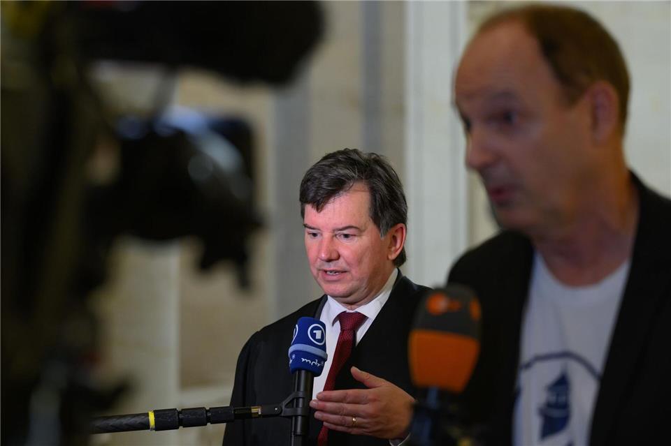 Der Anwalt der Klägerin spricht von einem Erfolg. Hendrik Schmidt/dpa