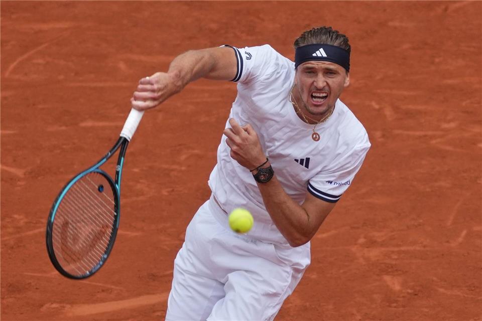 Der Aufschlag kam bei Zverev ab dem zweiten Satz besser.Thibault Camus/AP/dpa