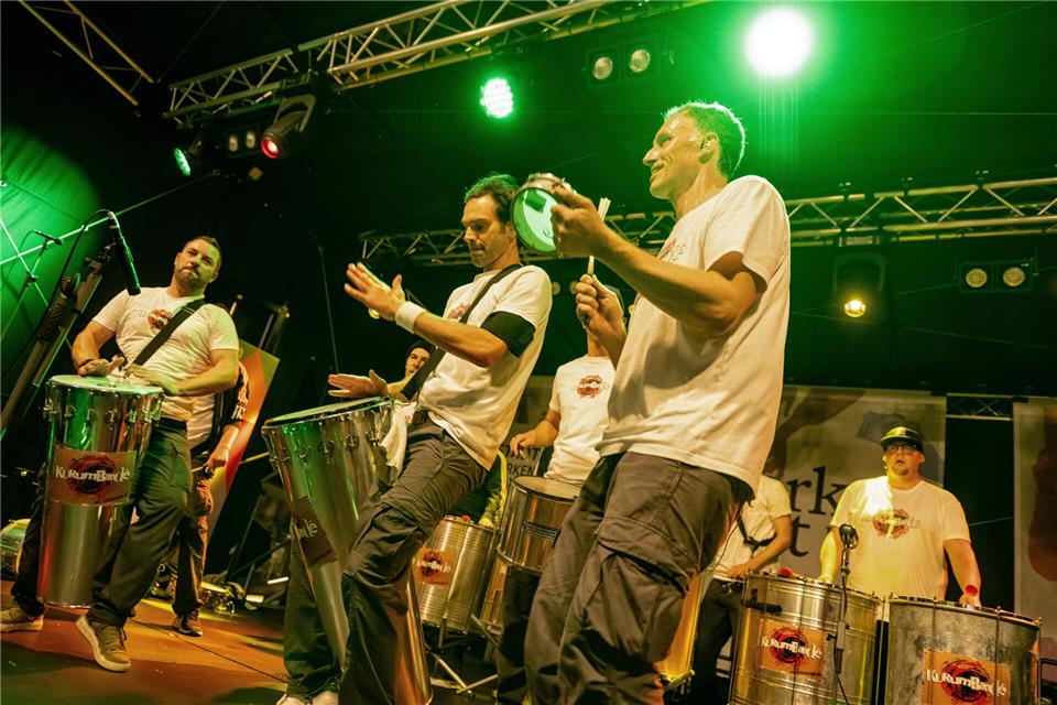 Der Auftritt der Band Kurumbandé bei Borken jetzt war eines der Highlights am Samstagabend.