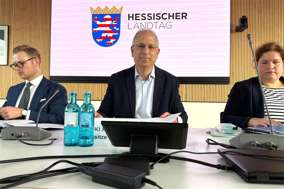 Der Ausschuss wurde bereits vor zwei Jahren eingesetzt.Andrea Löbbecke/dpa