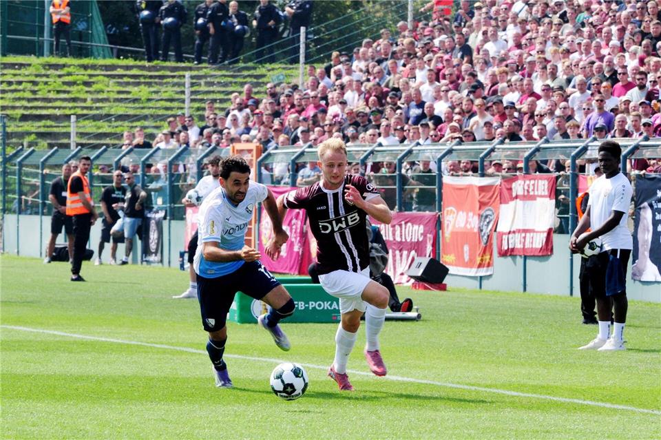 Der BFC Dynamo kann auch in der kommenden Spielzeit auf einen Auftritt in der 1. DFB-Pokal-Hauptrunde hoffen. (Archivbild)Michael Bienefeld/dpa