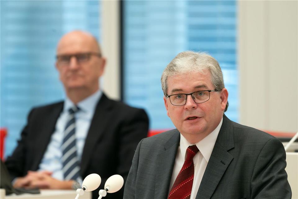 Der BSW-Abgeordnete Falk Peschel hat Bedenken gegen den Medienstaatsvertrag (Archivbild). Soeren Stache/dpa