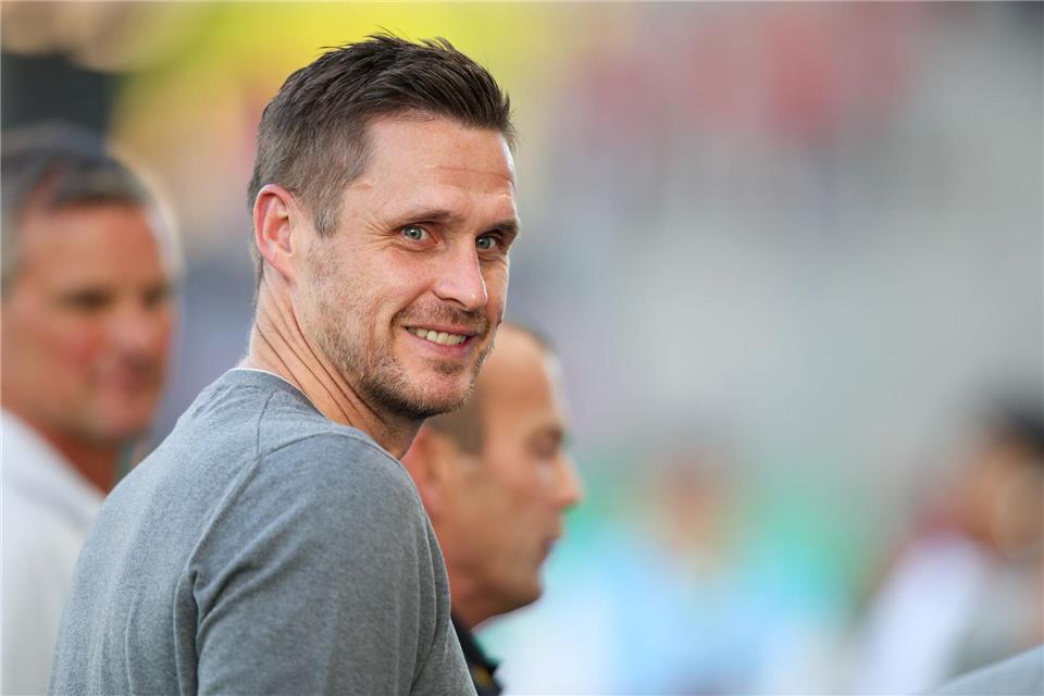 Der BVB präsentiert den nächsten Neuzugang von Sportdirektor Kehl. (Archivbild)Christoph Reichwein/dpa