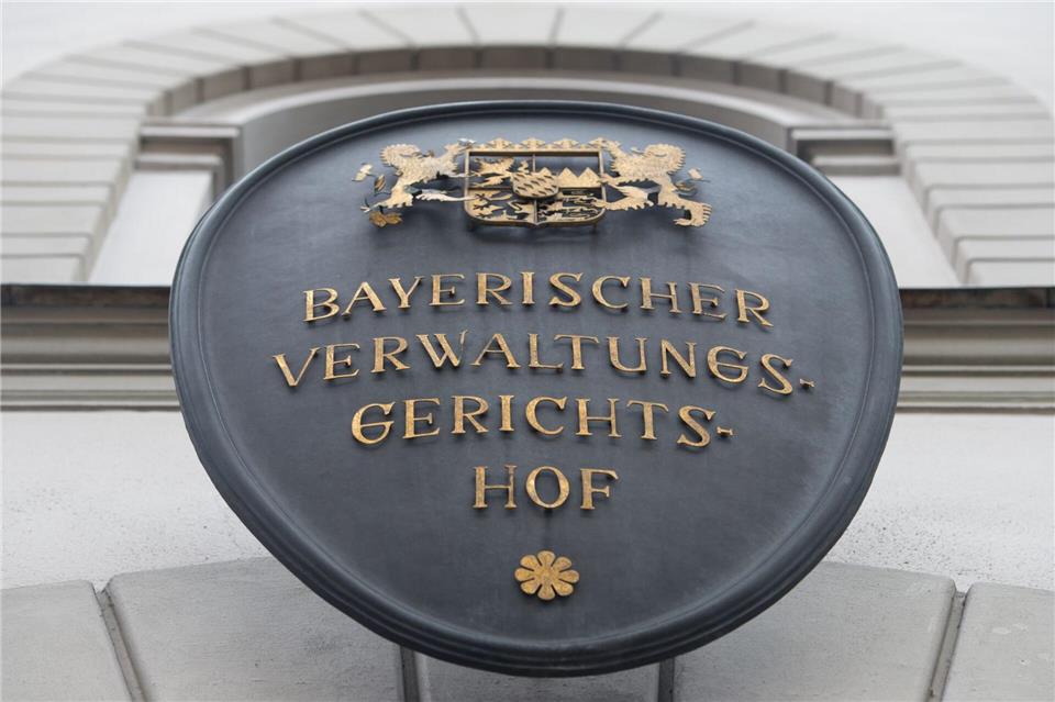 Der Bayerische Verwaltungsgerichtshof befasst sich mit Ladenschlusszeiten an Sonn- und Feiertagen. (Symbolbild)Peter Kneffel/dpa